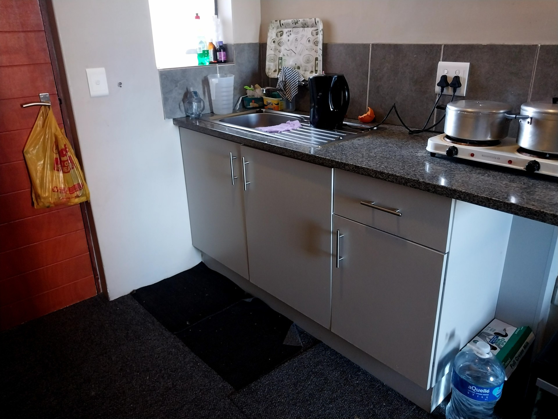 Apartment for sale in Scottsdene, Kraaifontein, 243 H, Sunset Village West, 1 Chimes Road, Scottsdene, Kraaifontein, Western Cape, 39 m²