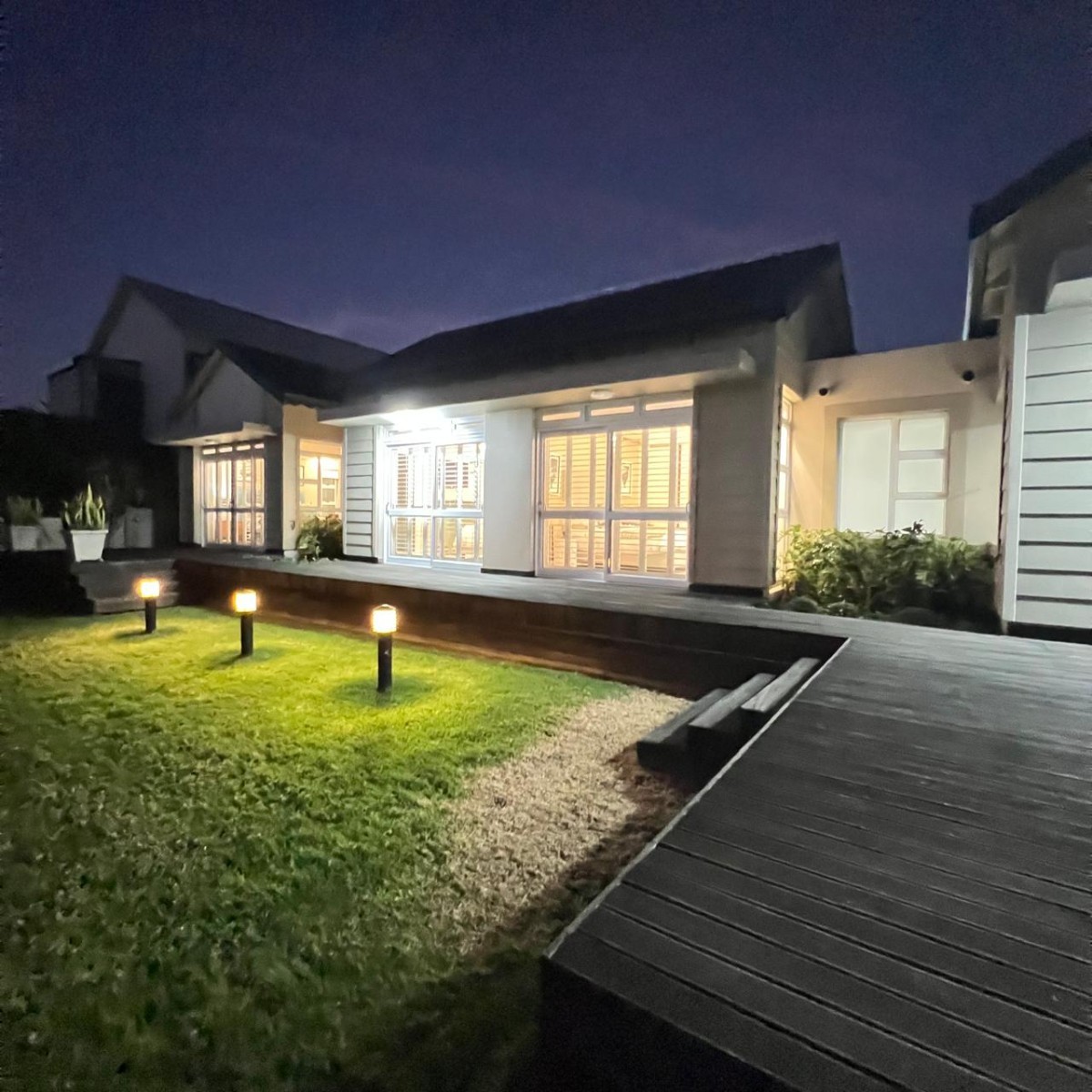 House for sale in Marina Martinique, Jeffreys Bay, 360 m²