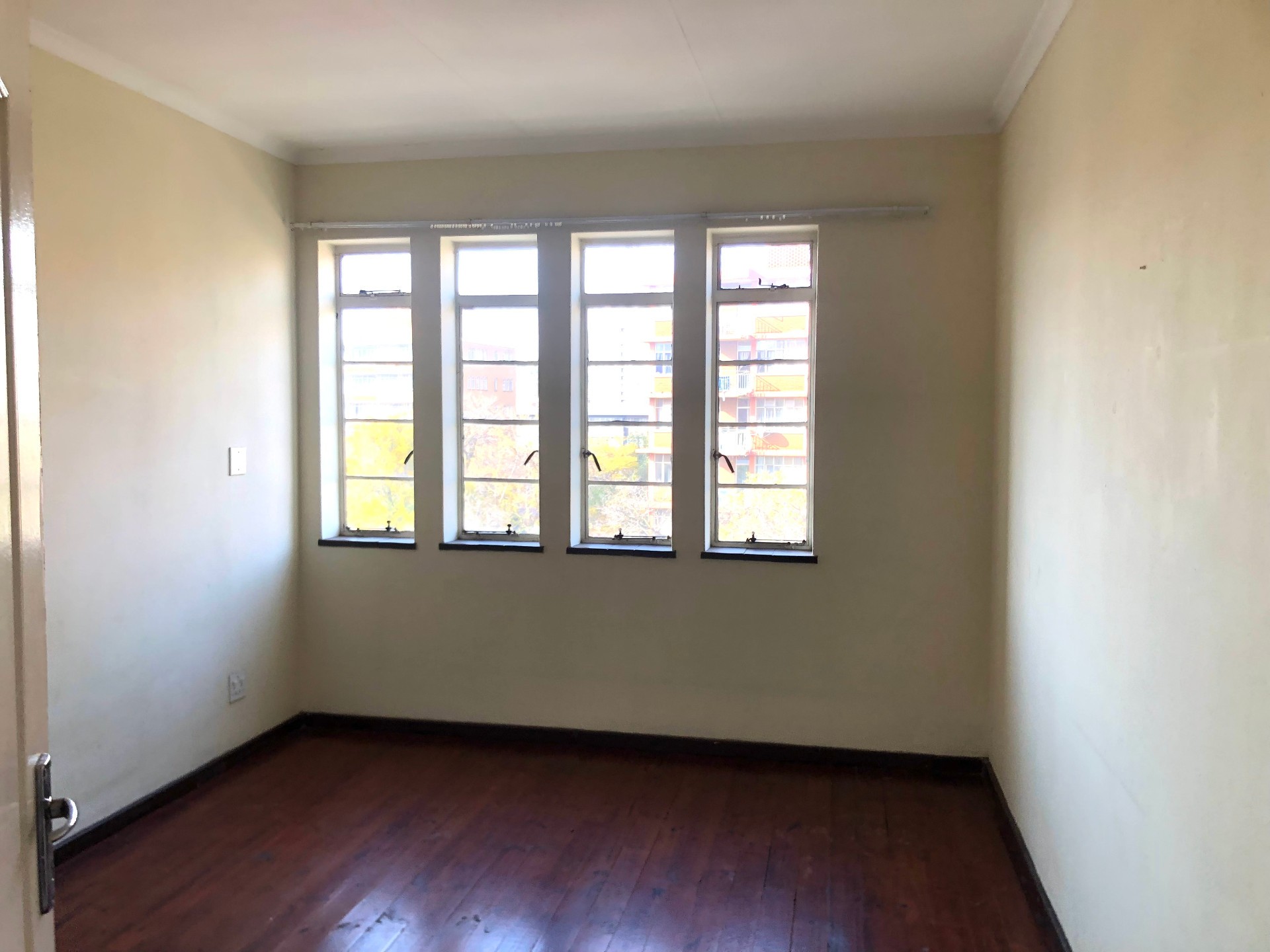 Apartment for rent in Arcadia, Pretoria, 2 (3rd floor), Hannah Court, 347 Leyds street, Arcadia, Pretoria, Gauteng