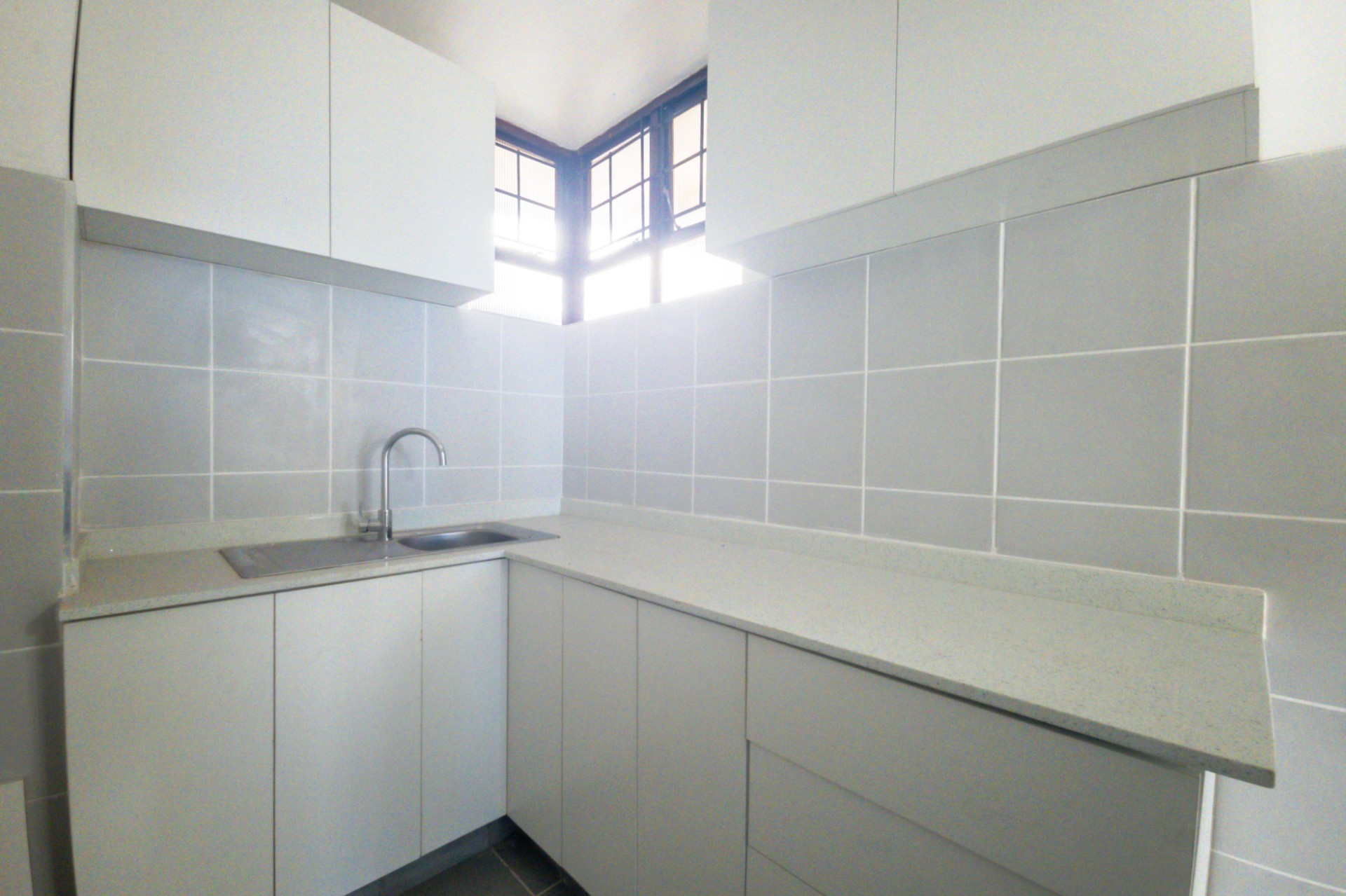 Studio Apartment for sale in South Beach, Durban, KwaZulu Natal, 46 m²