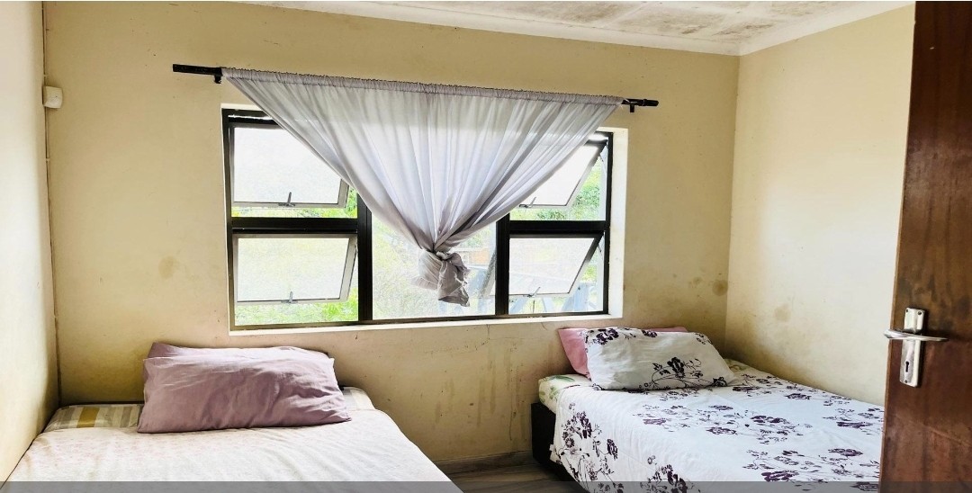 House for sale in Beacon Bay, East London, 998 m²
