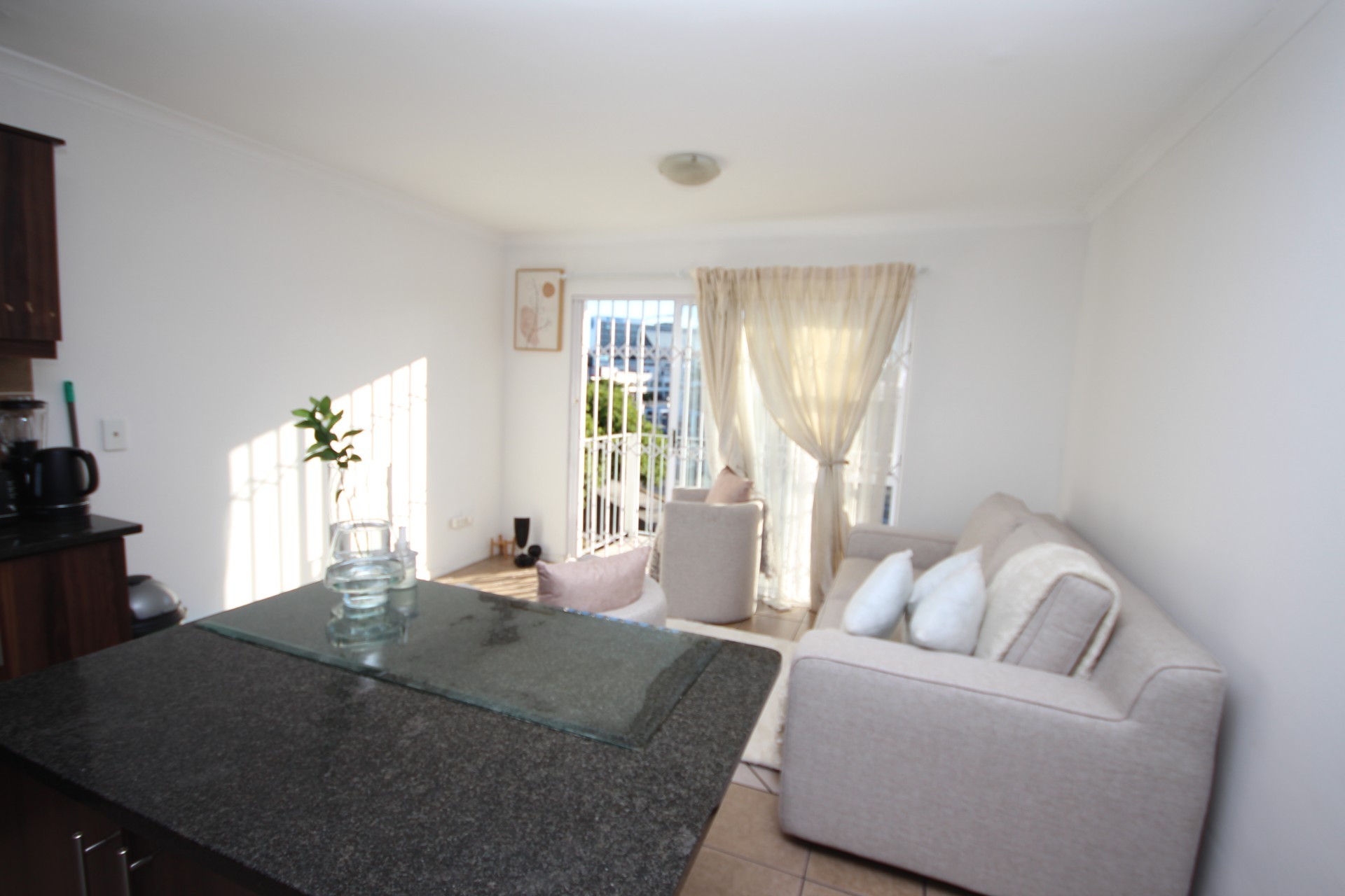 Apartment for sale in Belgravia, Bellville, Villa Helena, Villa Helene, 4 Scharmberg Street, Belgravia, Bellville, Western Cape, 57 m²