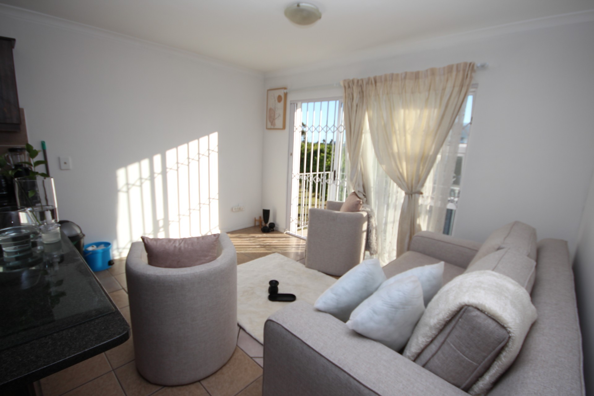 Apartment for sale in Belgravia, Bellville, Villa Helena, Villa Helene, 4 Scharmberg Street, Belgravia, Bellville, Western Cape, 57 m²
