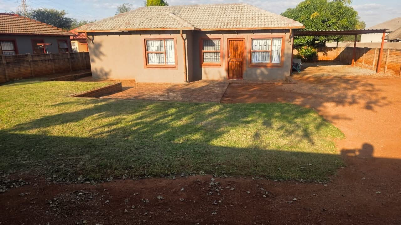 House for rent in The Orchards, Akasia, 78 m²