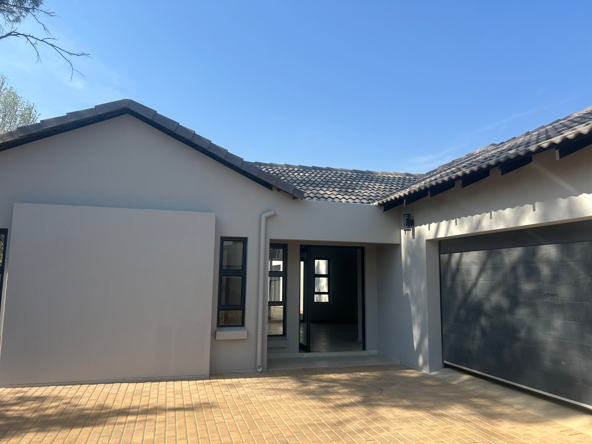 House for sale in Silverwoods Country Estate, Pretoria, 298 m²