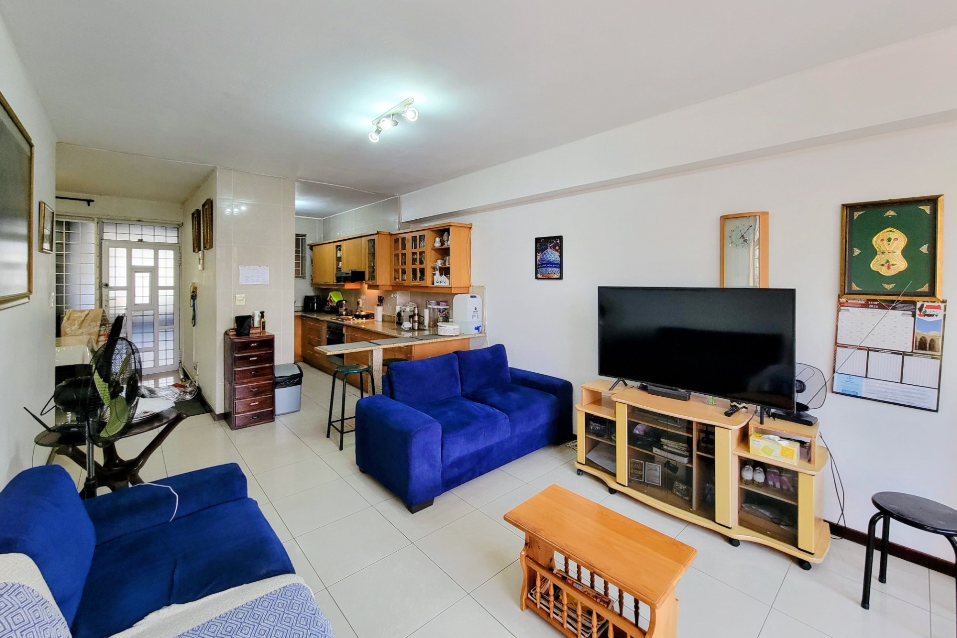 Apartment for sale in North Beach, Durban, KwaZulu Natal, 102 m²
