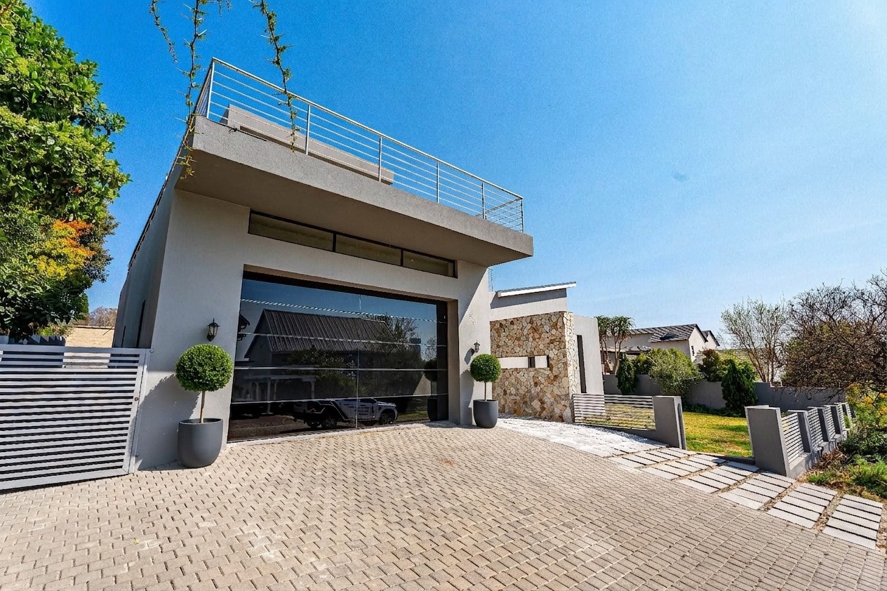 House for sale in Waterfall Country Estate, Midrand, 95 FA, Waterfall Country Estate, 1 Country Estate Drive, Waterfall Country Estate, Midrand, Gauteng, 1120 m²