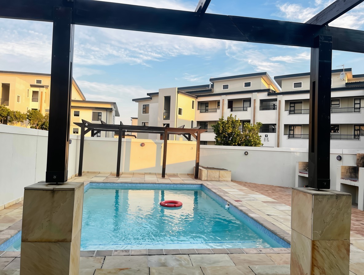Apartment for sale in Burgundy Estate, Milnerton, 63 m²