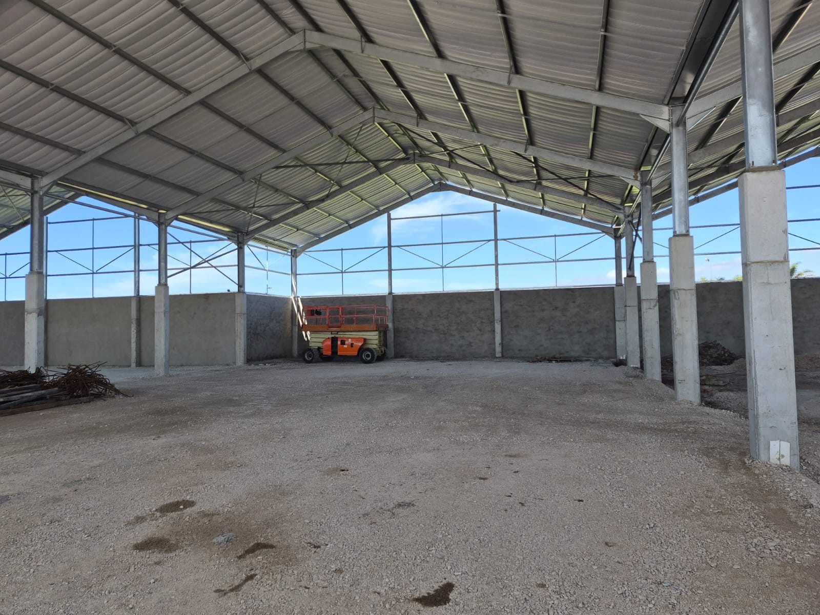 Warehouse for rent in Sidwell, Port Elizabeth, 107 Kempston Road, Sidwell, Port Elizabeth, Eastern Cape, 683 m²