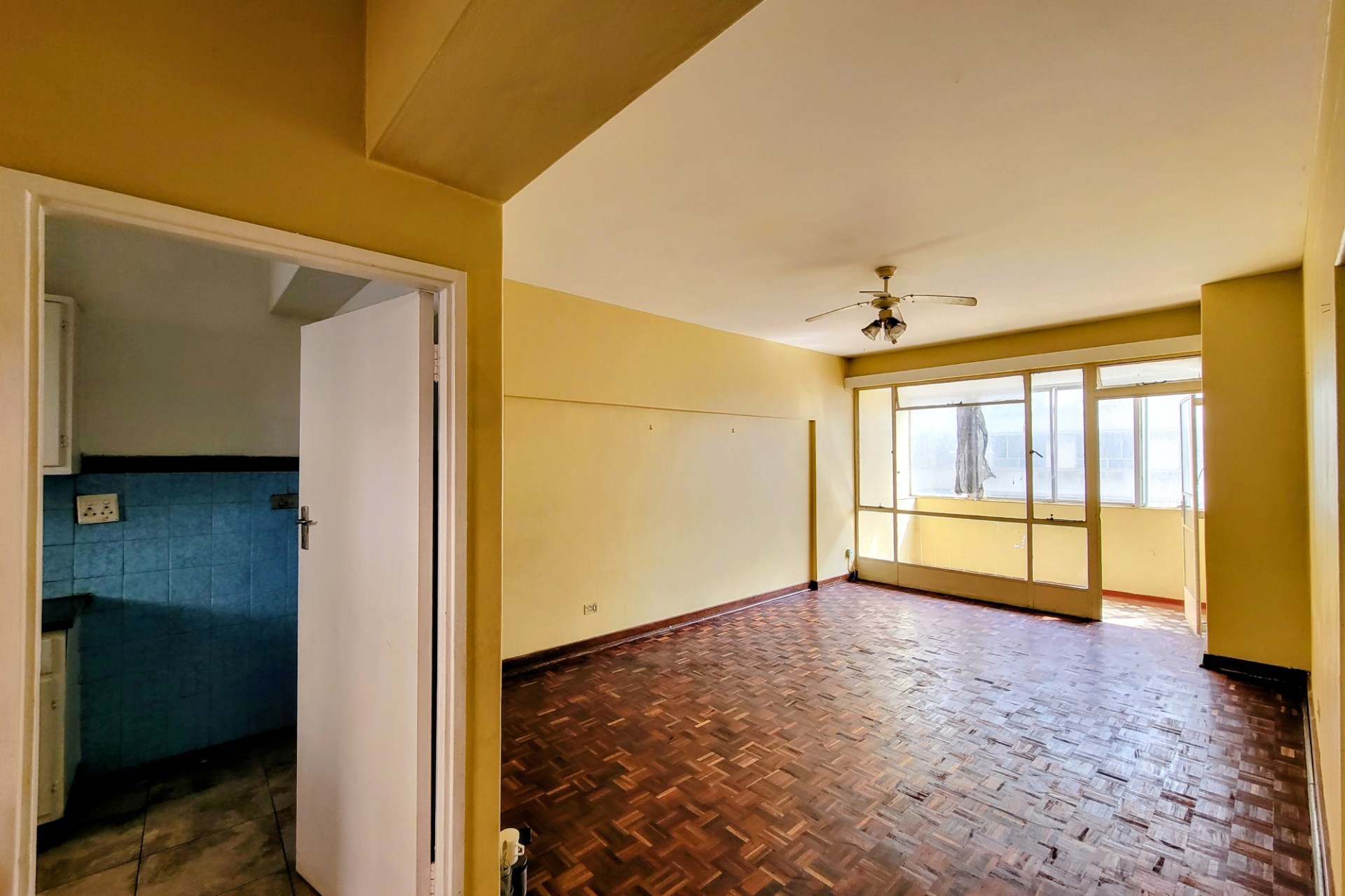Apartment for sale in South Beach, Durban, KwaZulu Natal, 75 m²