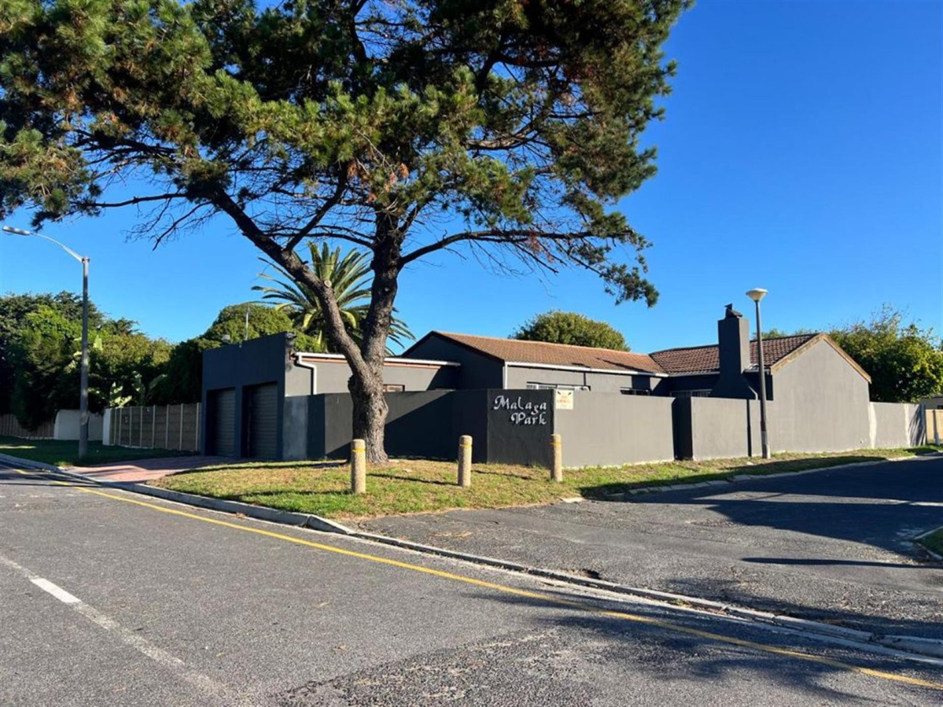 House for sale in Table View, Blouberg, 19F Park Road, Table View, Blouberg, Western Cape, 140 m²