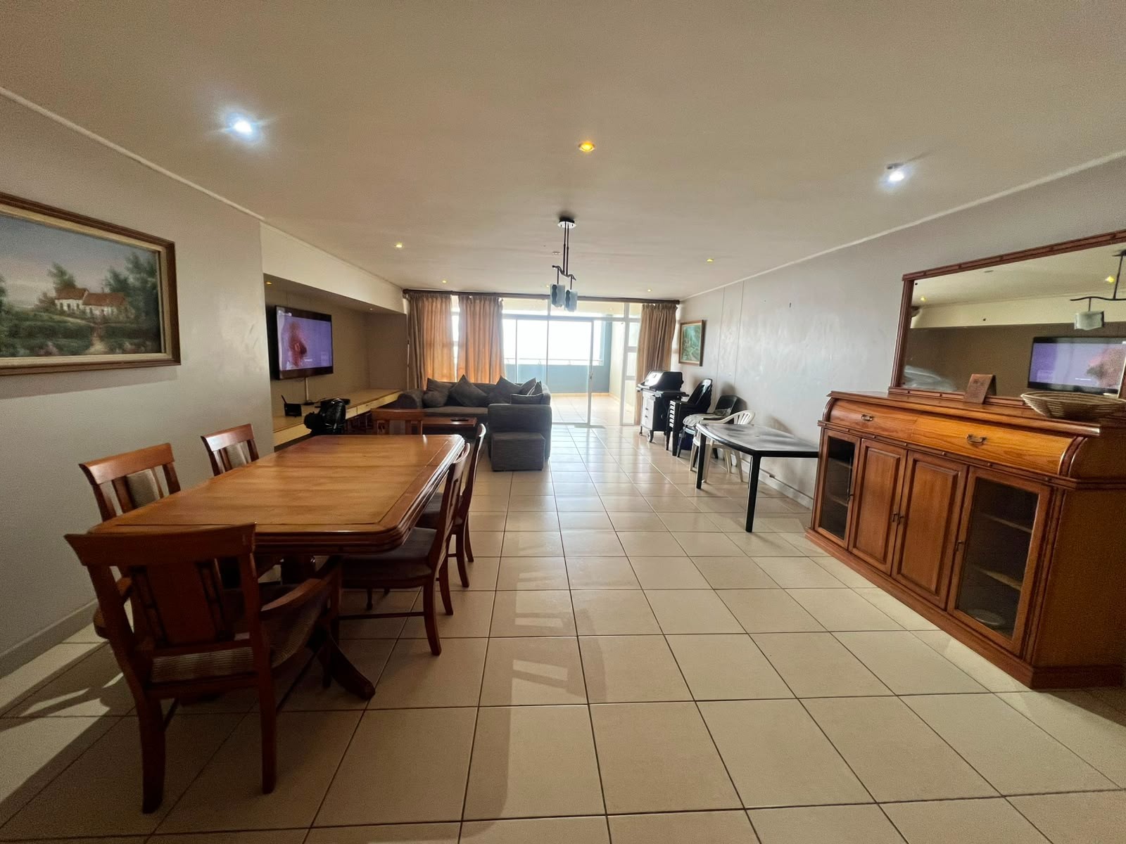 Apartment for sale in Margate, KwaZulu Natal, 137 m²