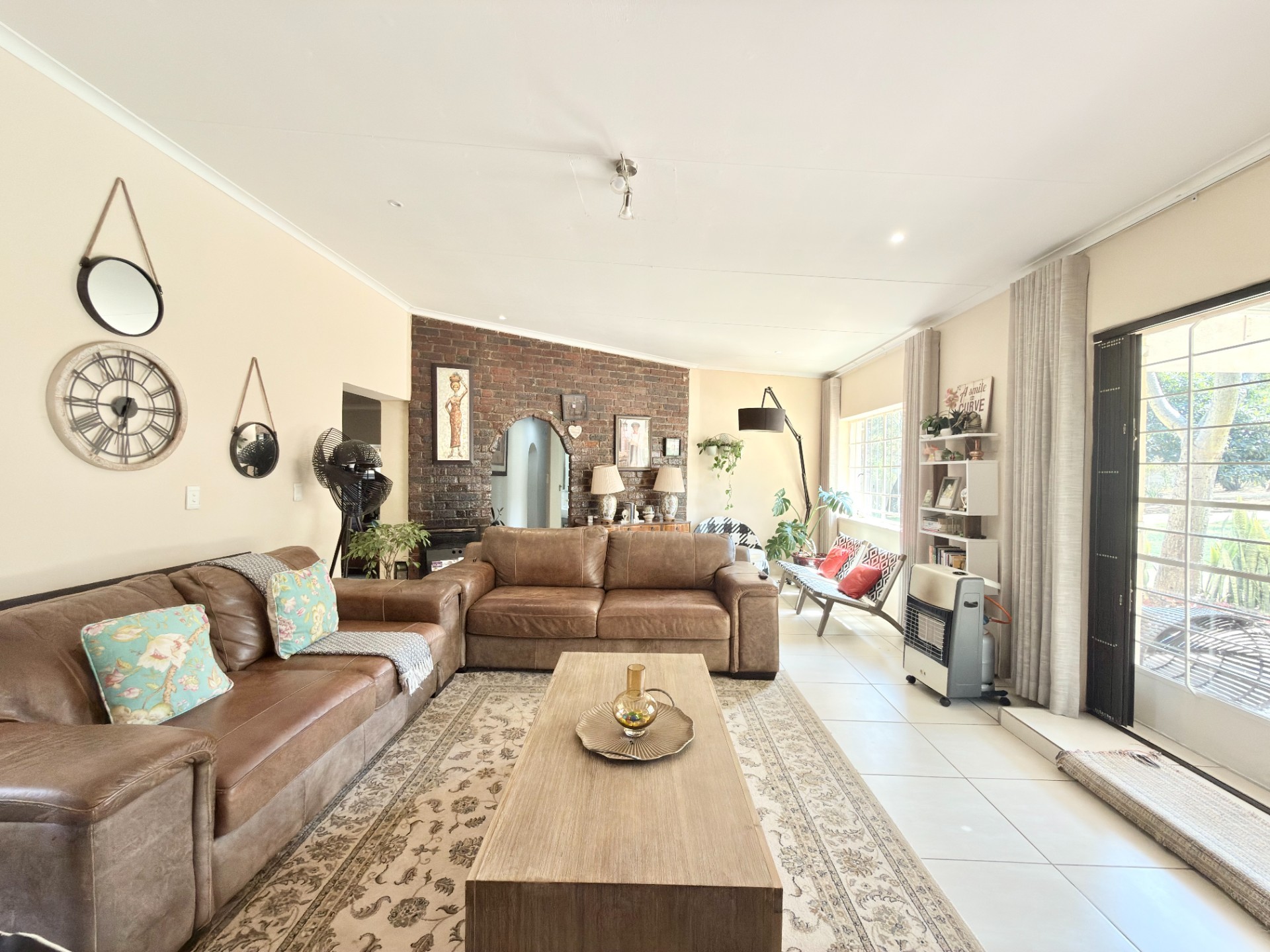 House for sale in Chartwell, Randburg, 8565 m²