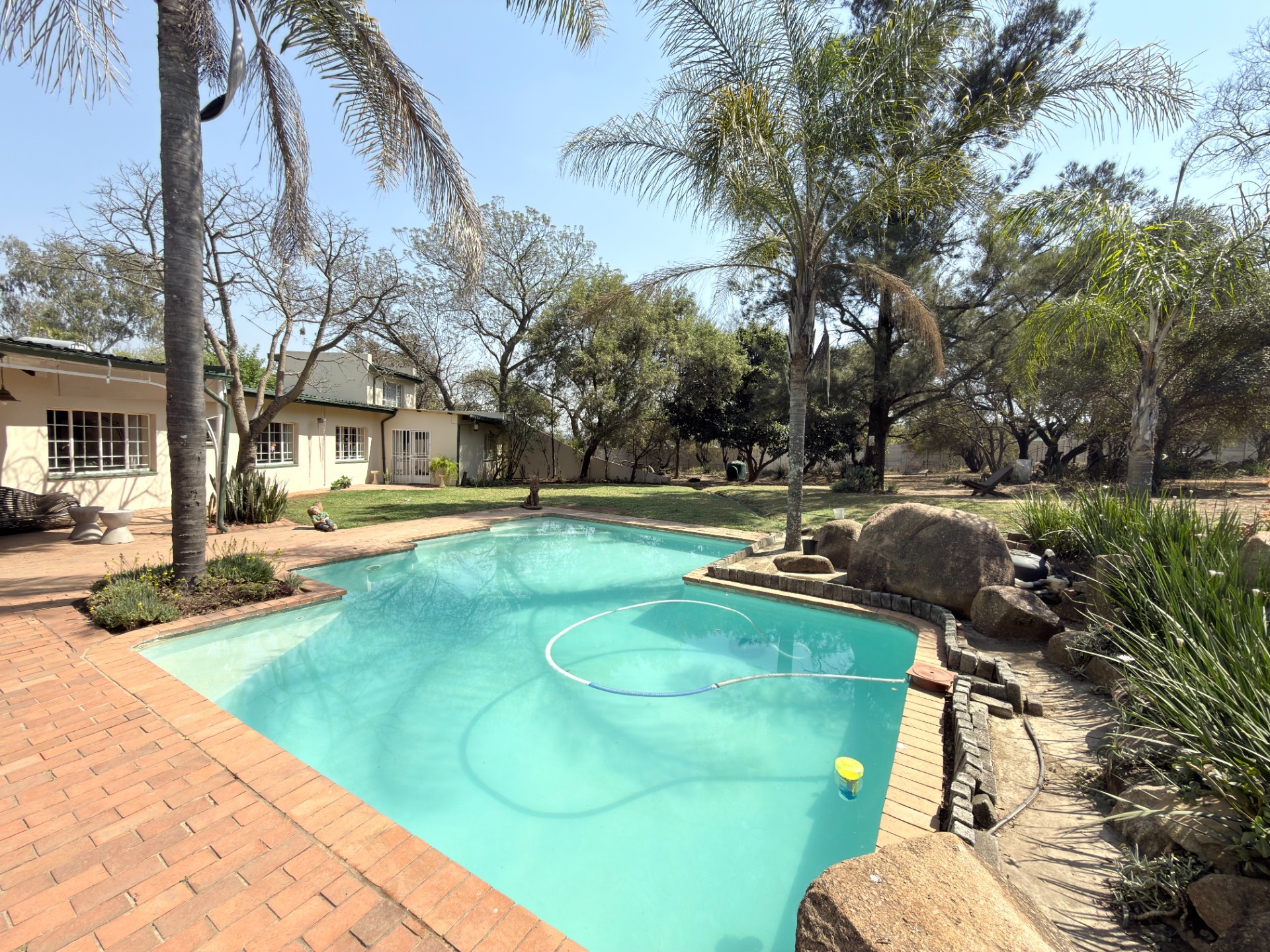 House for sale in Chartwell, Randburg, 8565 m²