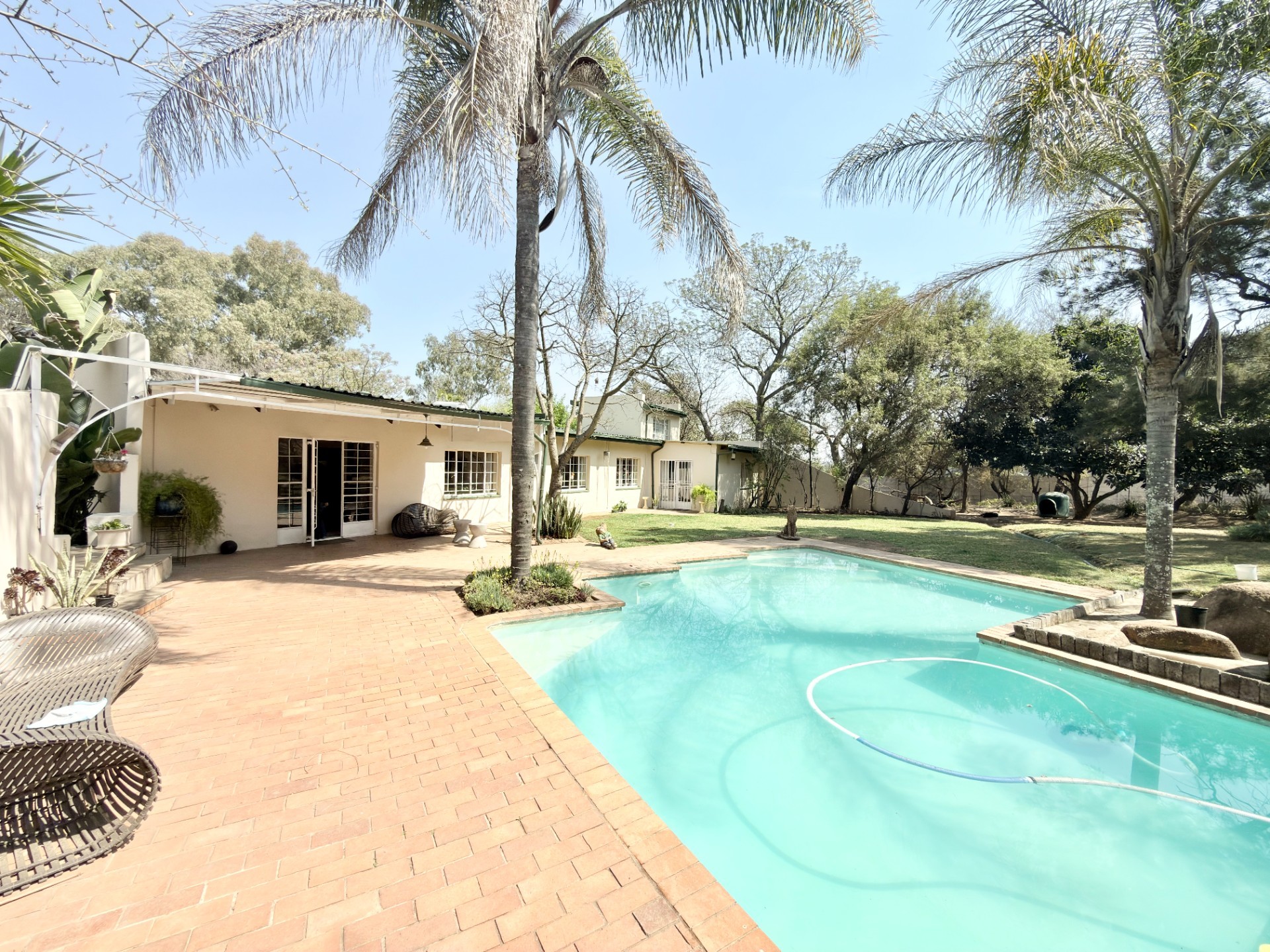House for sale in Chartwell, Randburg, 8565 m²