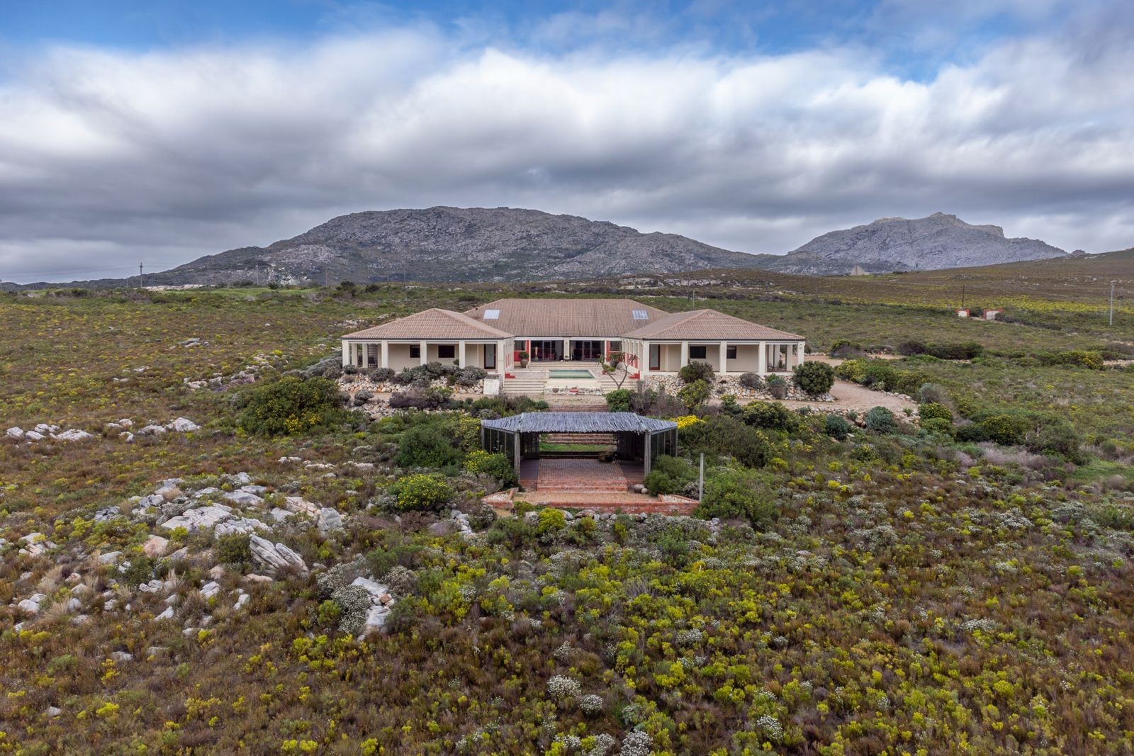 Farm for sale in Pringle Bay Rural, Pringle Bay, Hangklip, Pringle Bay Rural, Pringle Bay, Western Cape, 700 m²