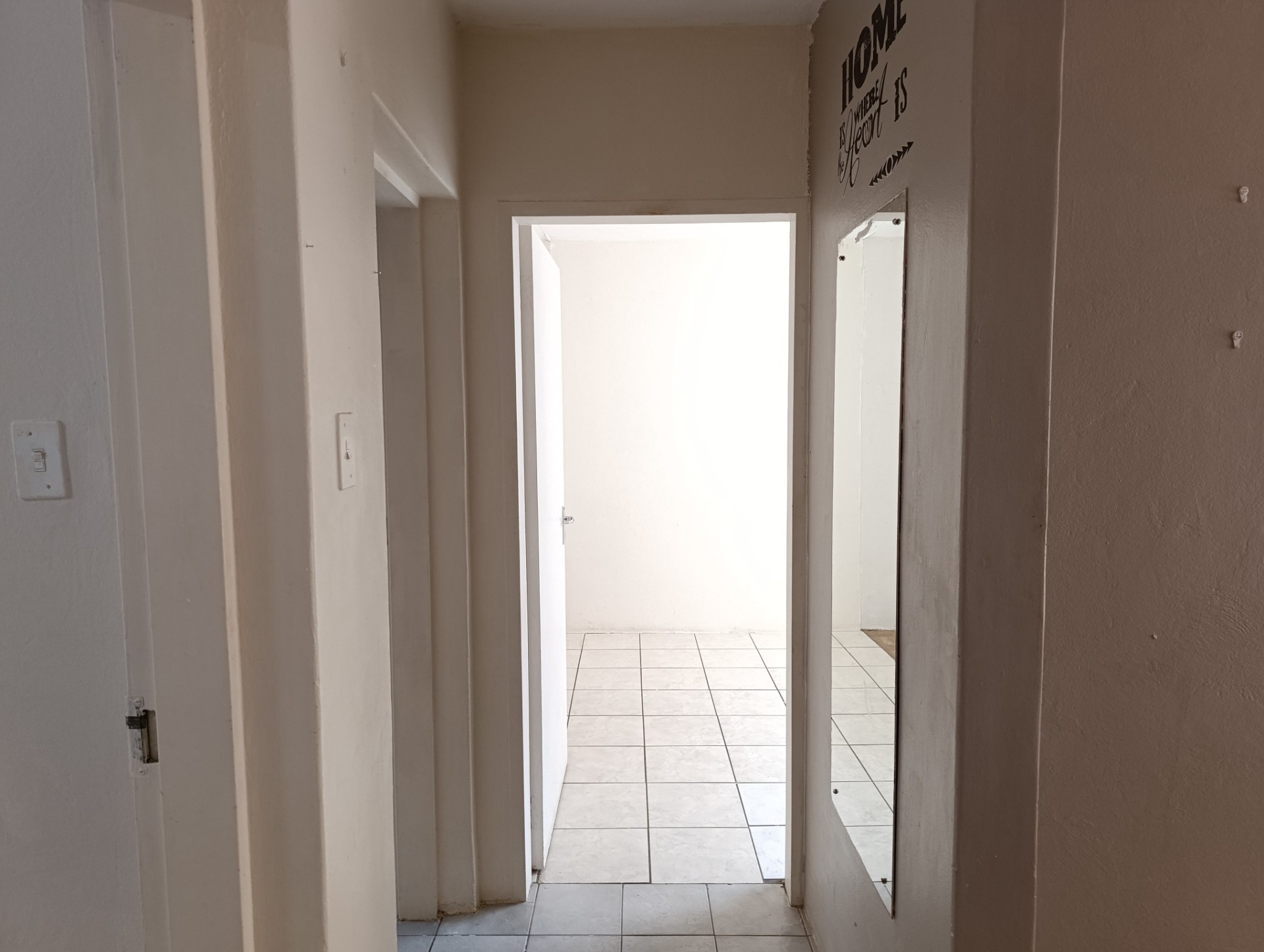 Apartment for rent in Florida, Roodepoort, 64 m²
