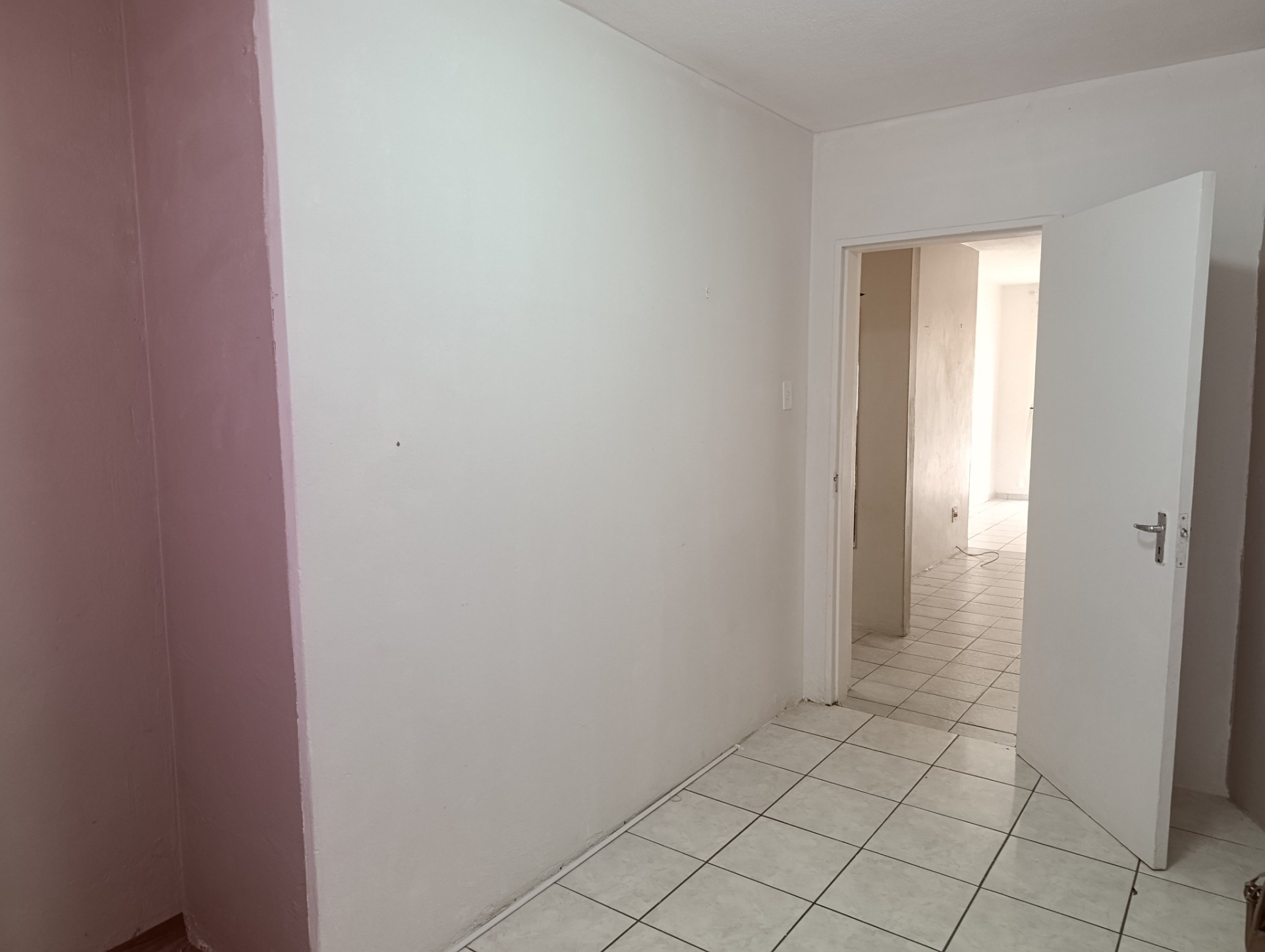 Apartment for rent in Florida, Roodepoort, 64 m²