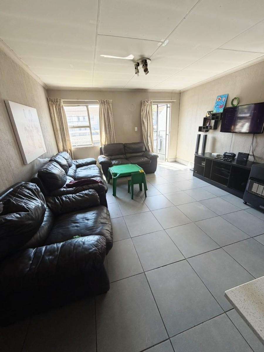 Apartment for sale in Lyttelton Manor, Centurion