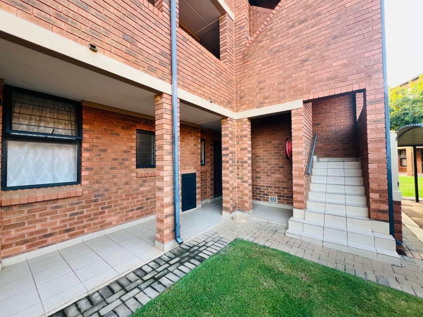 Apartment for sale in Olympus AH, Pretoria, 54 m²