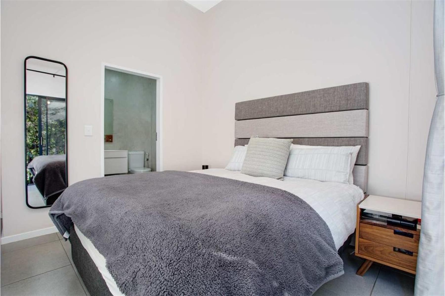 Apartment for rent in Linden, Randburg, 78 m²