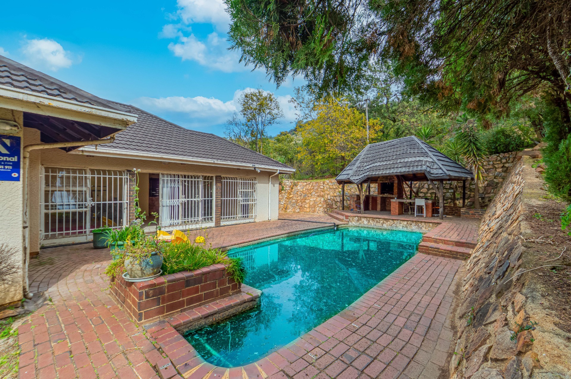 House for sale in Mondeor, Johannesburg, 1222 m²