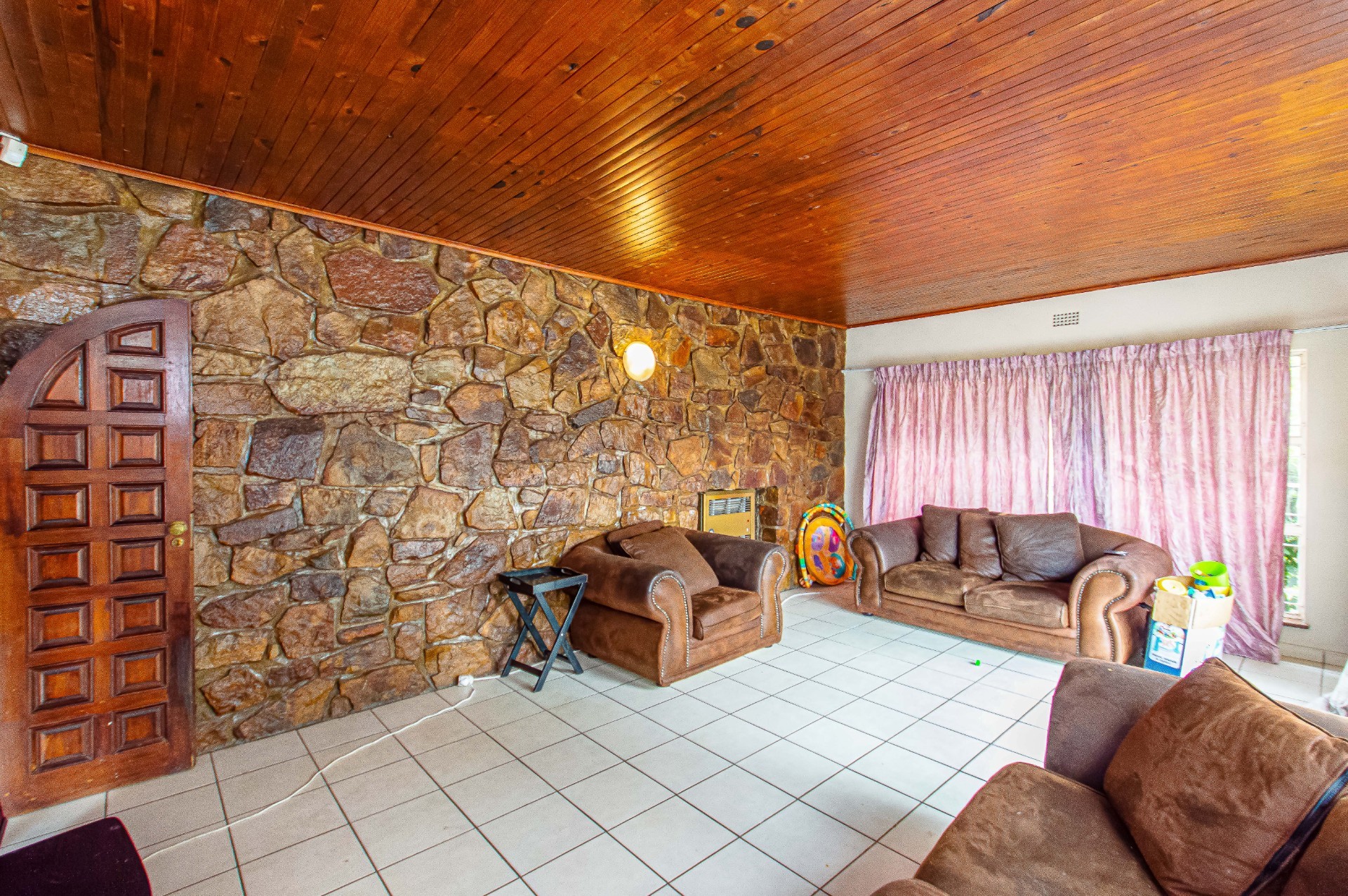 House for sale in Mondeor, Johannesburg, 1222 m²