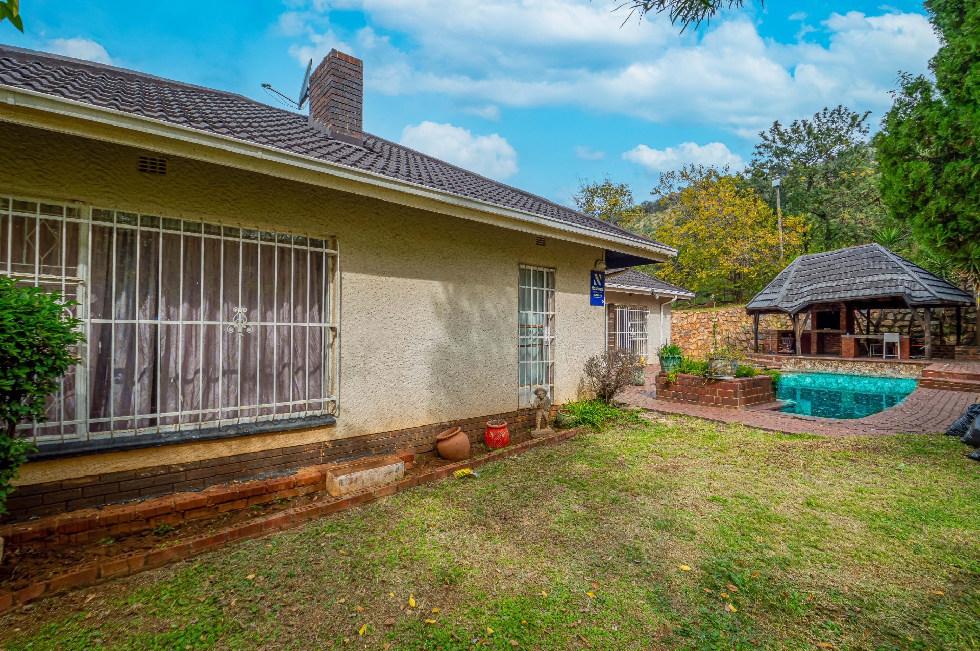 House for sale in Mondeor, Johannesburg, 1222 m²