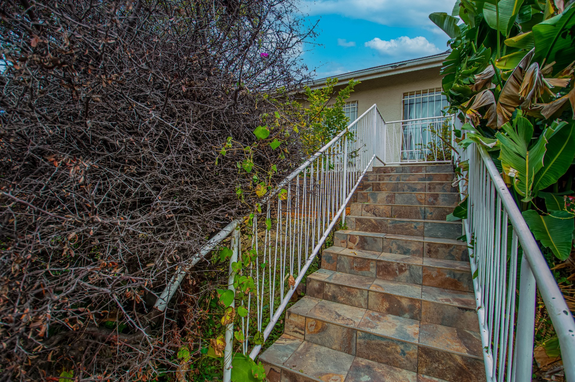 House for sale in Mondeor, Johannesburg, 1222 m²