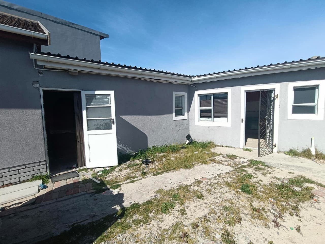 House for sale in Westgate, Mitchells Plain, 117 m²