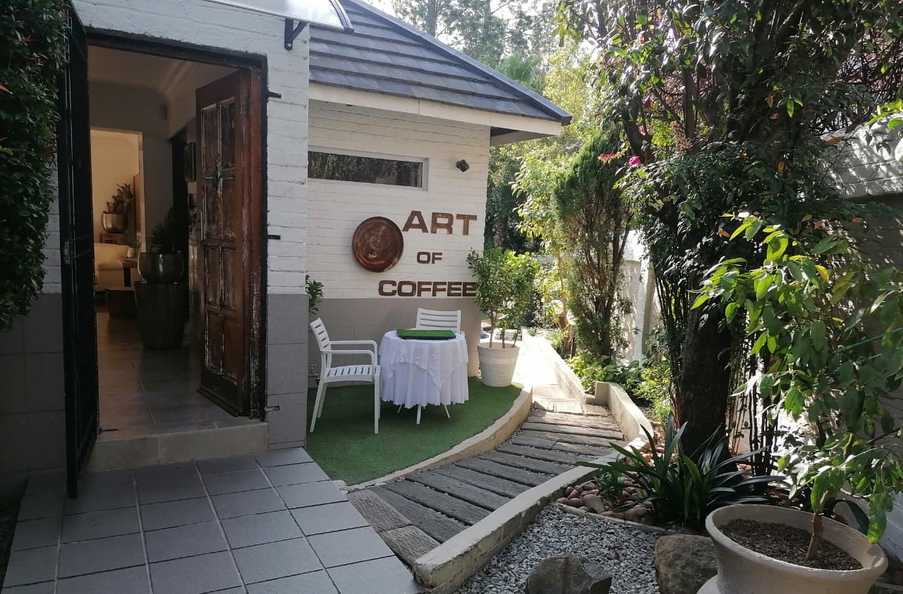 House for rent in Bryanston, Sandton, 900 m²