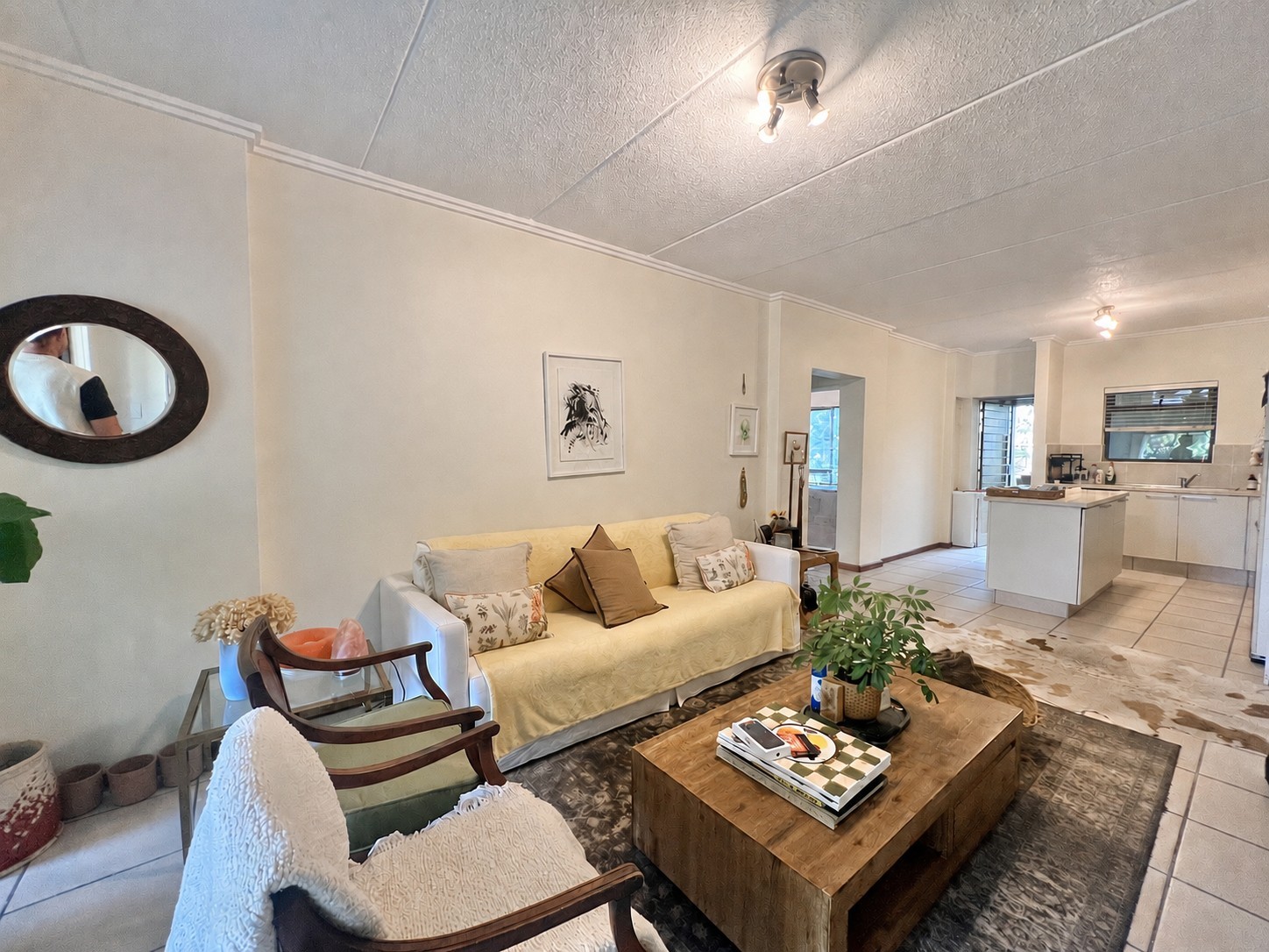 Apartment for rent in Bryanston, Sandton, 80 m²