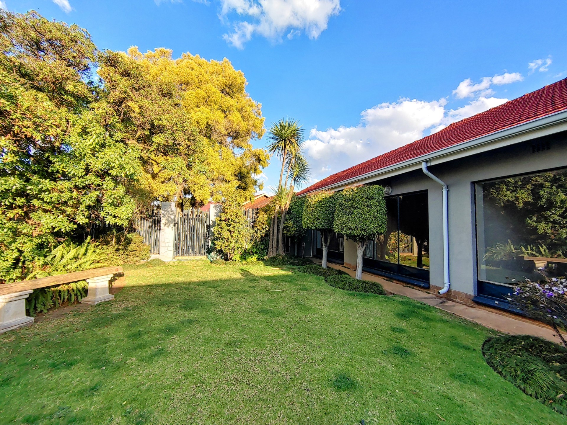 House for rent in Allen Grove, Kempton Park