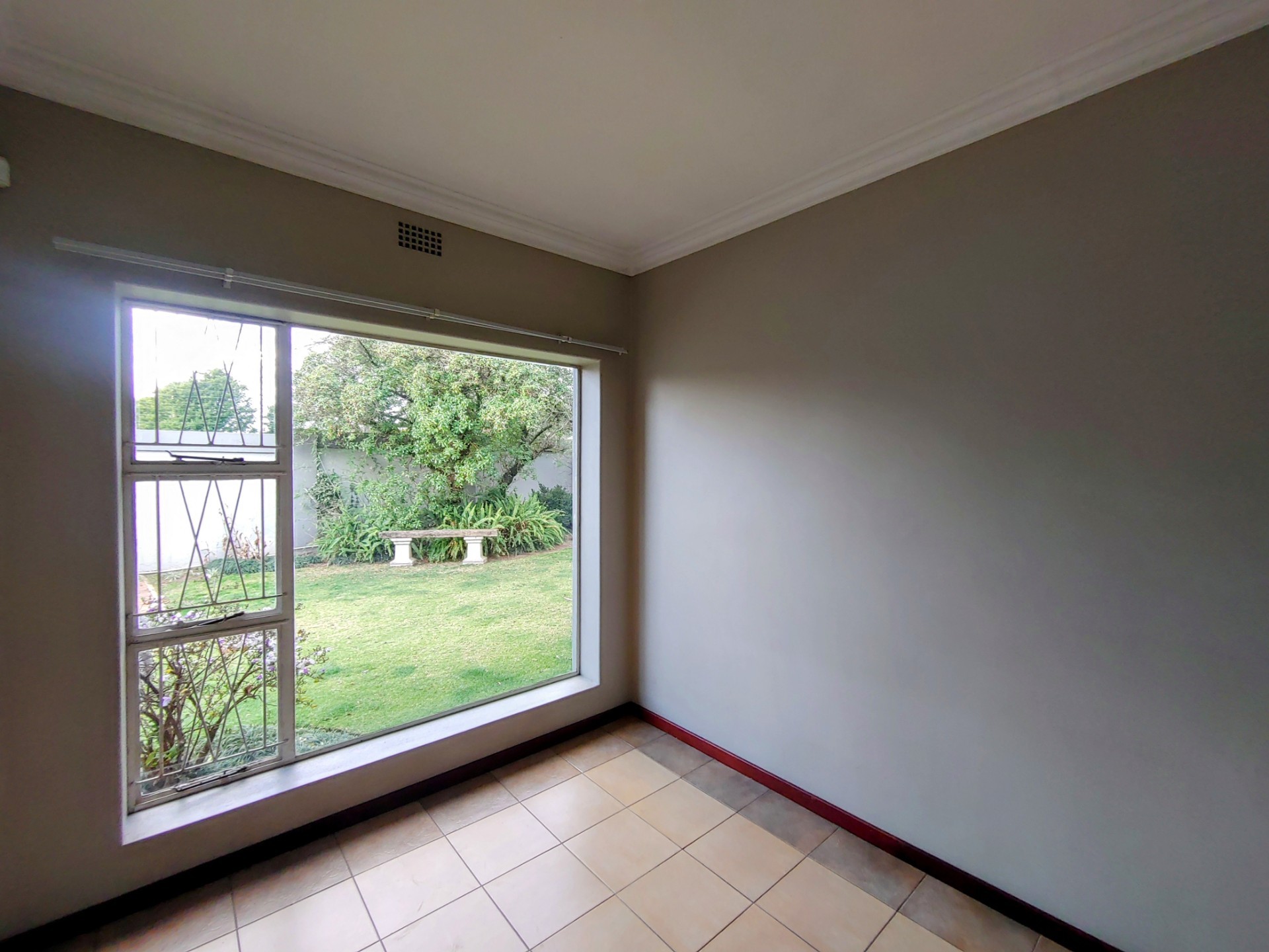 House for rent in Allen Grove, Kempton Park