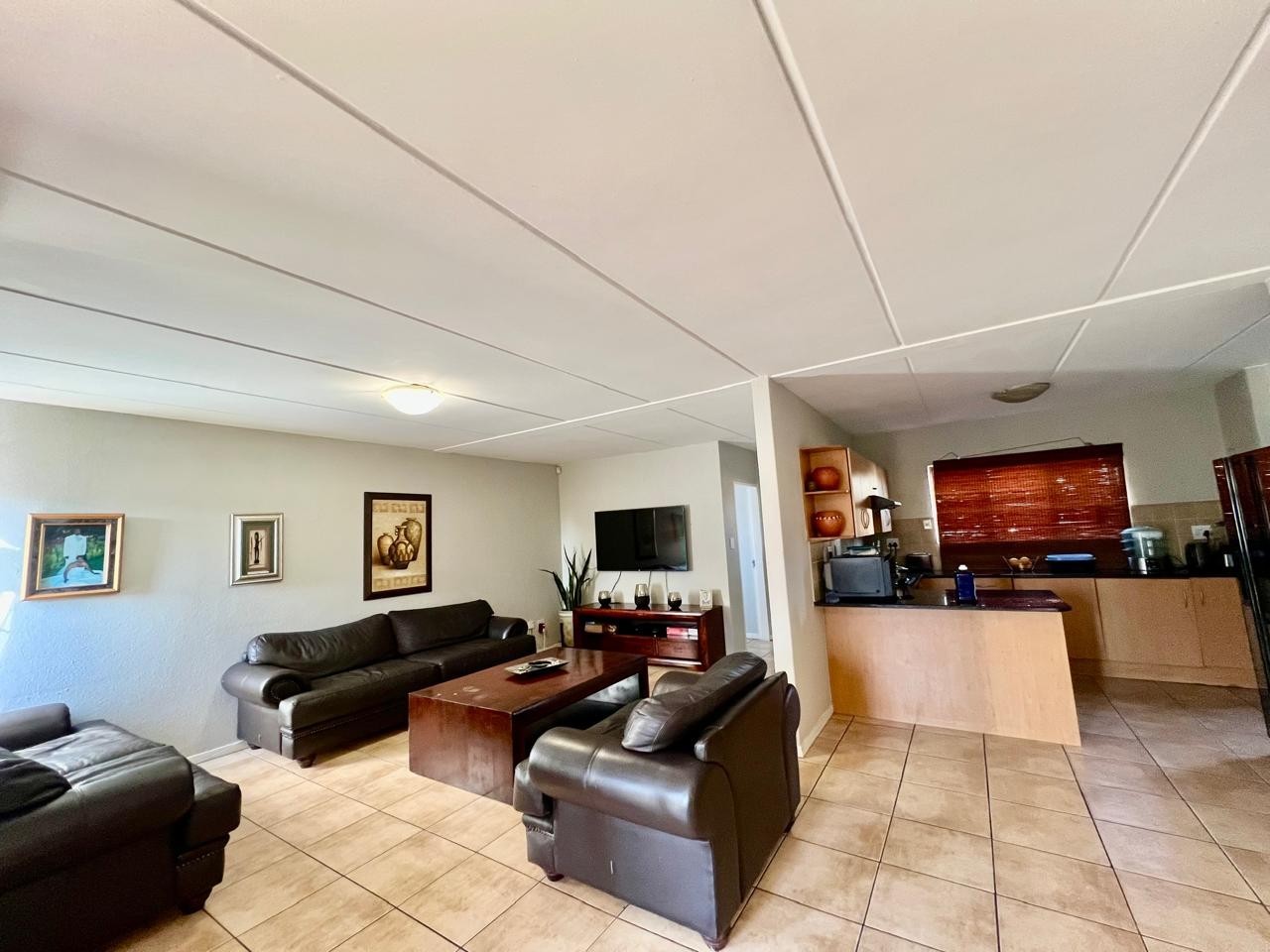 House for sale in Bloubosrand, Randburg, 150 m²