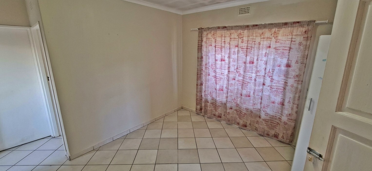 House for sale in Strand, 60 m²