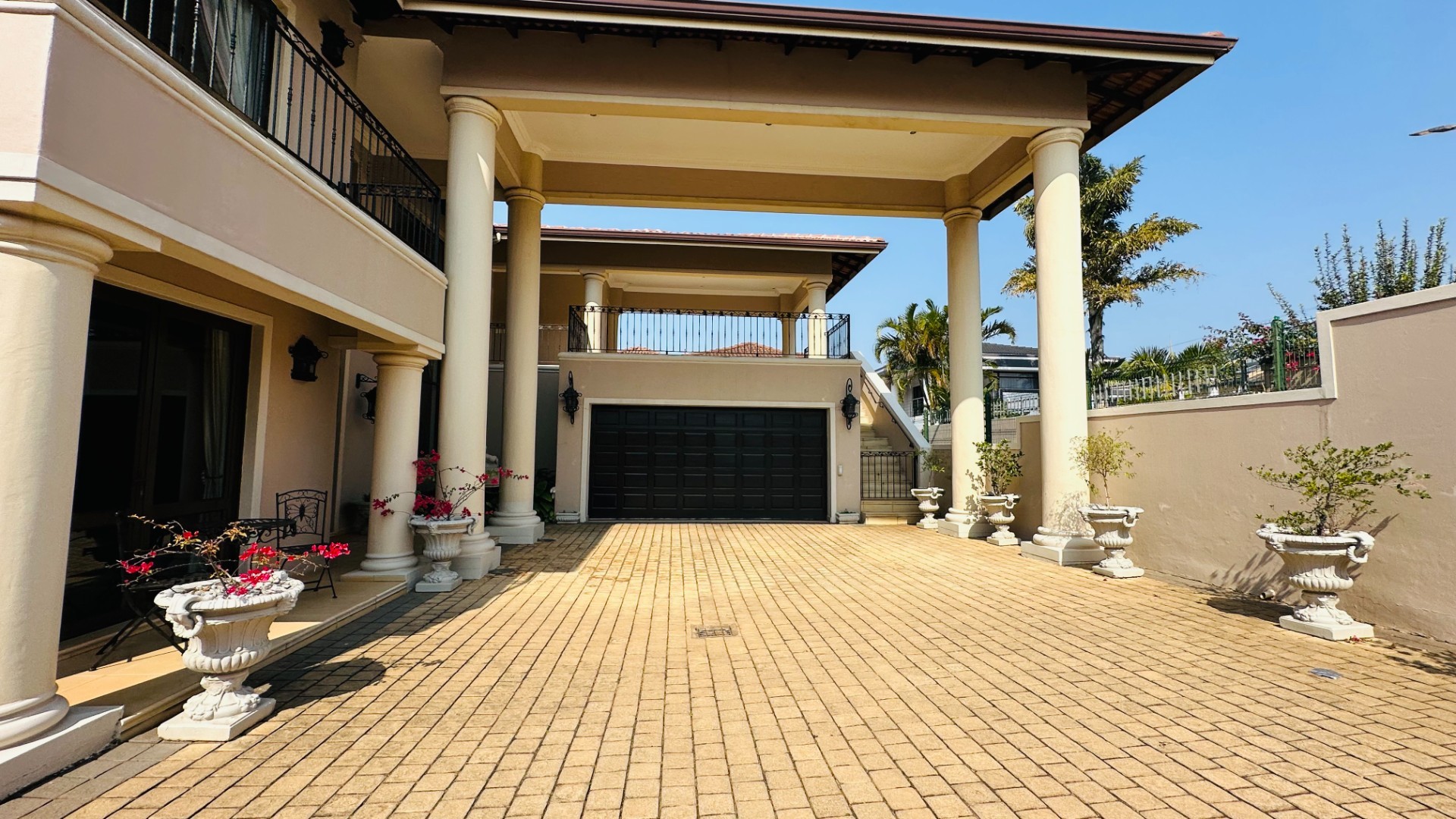 House for rent in Umhlanga, KwaZulu Natal, 872 m²