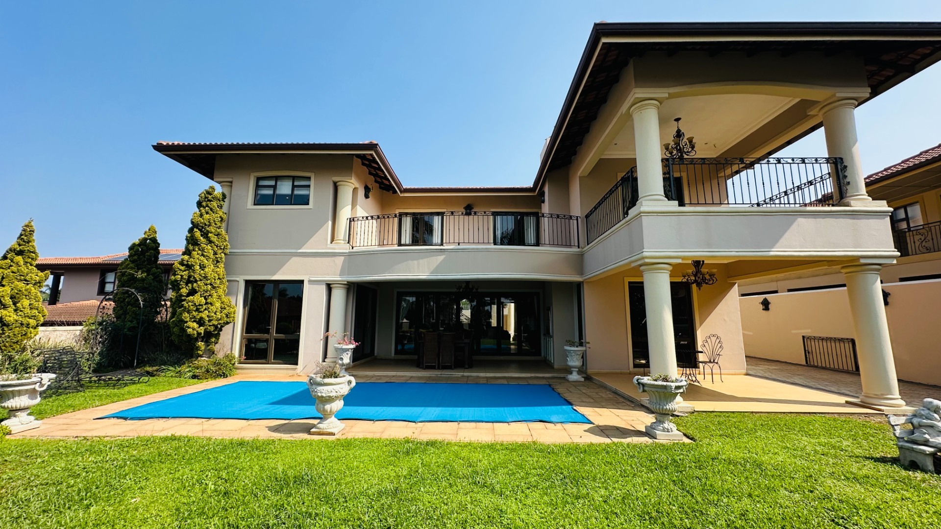 House for rent in Umhlanga, KwaZulu Natal, 872 m²