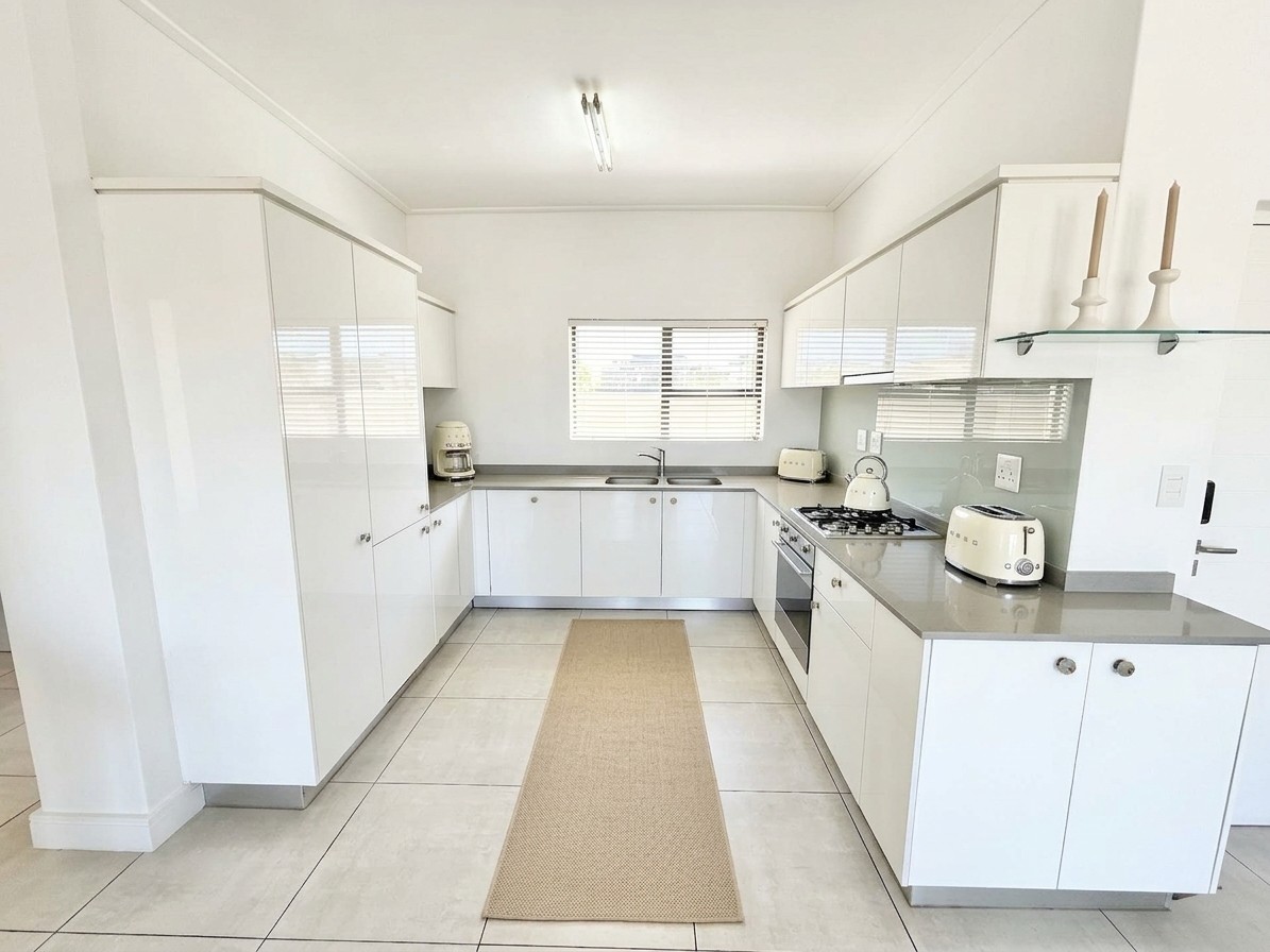 Apartment for sale in The Polofields, Waterfall, Midrand, 1010 TLR (2nd floor), Polofields Lifestyle Estate, 1 Polofields Drive, The Polofields, Waterfall, Midrand, Gauteng, 110 m²
