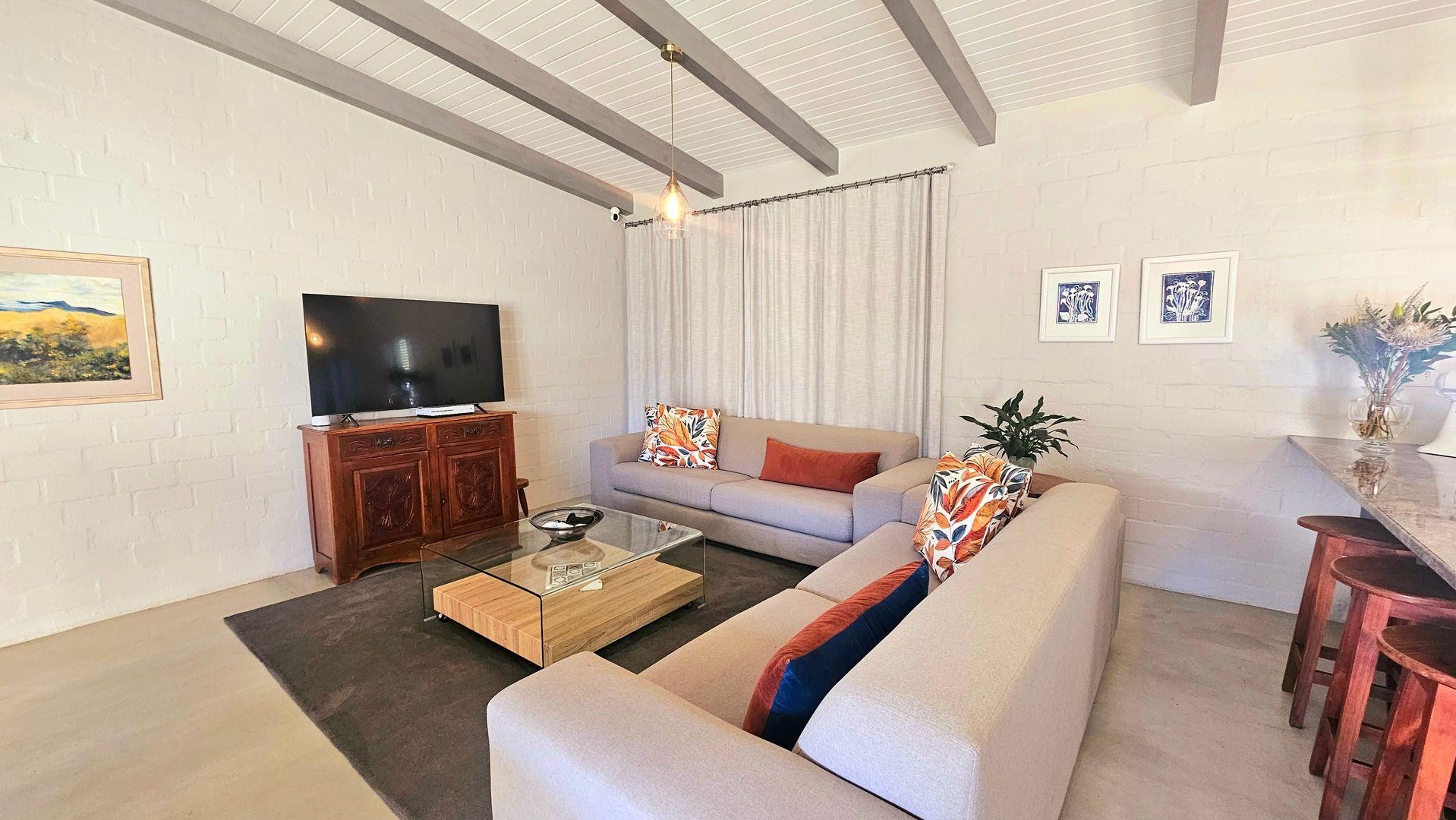 House for sale in Swellendam, 219 m²