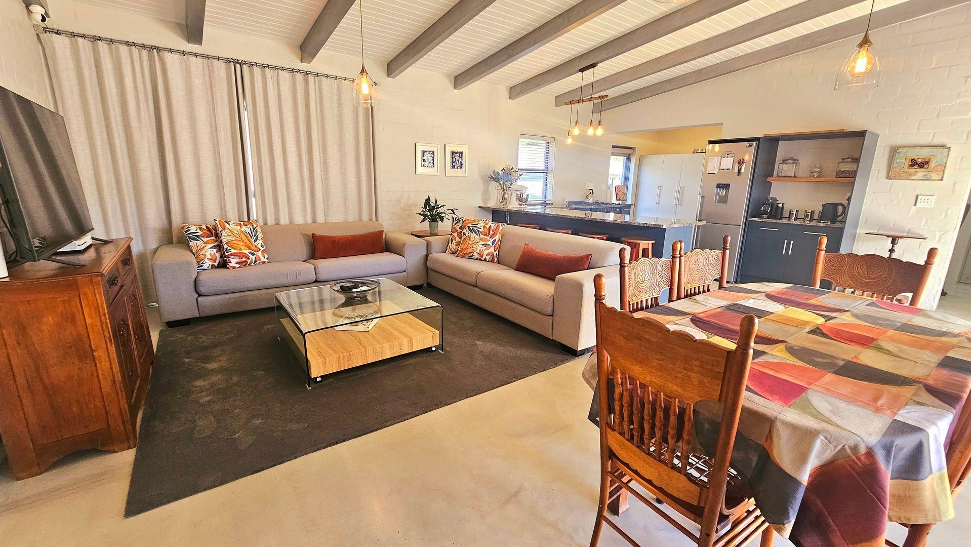 House for sale in Swellendam, 219 m²