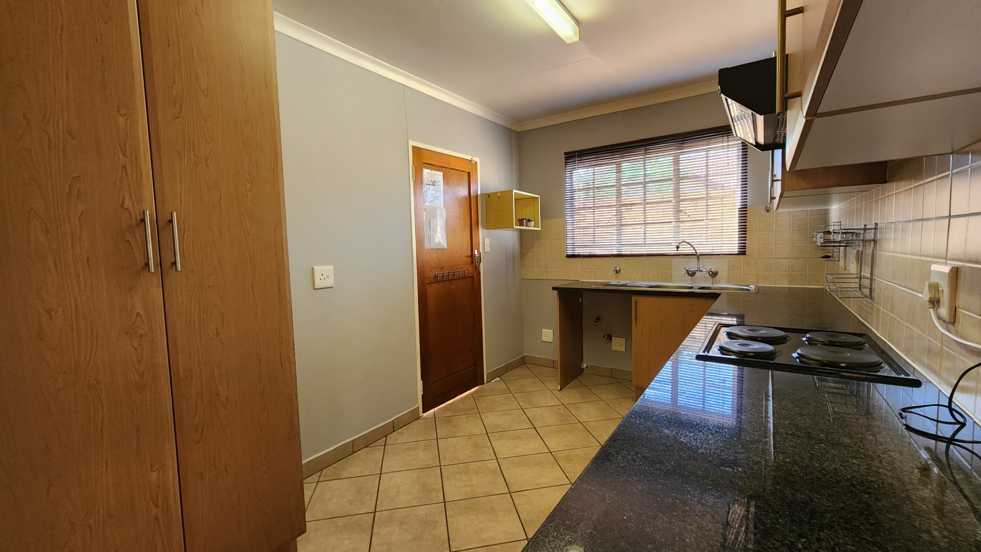 Townhouse for rent in Sinoville, Pretoria