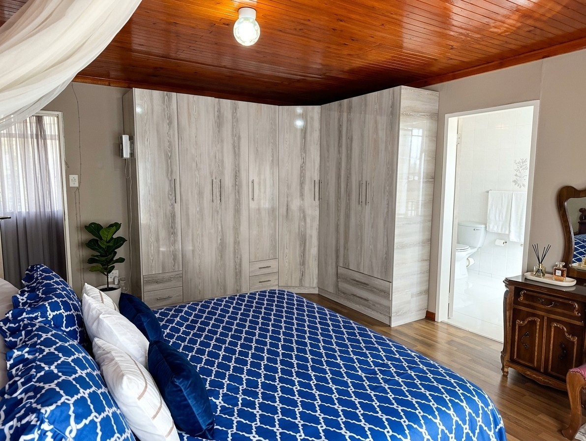 House for sale in Yeoville, Johannesburg, 495 m²