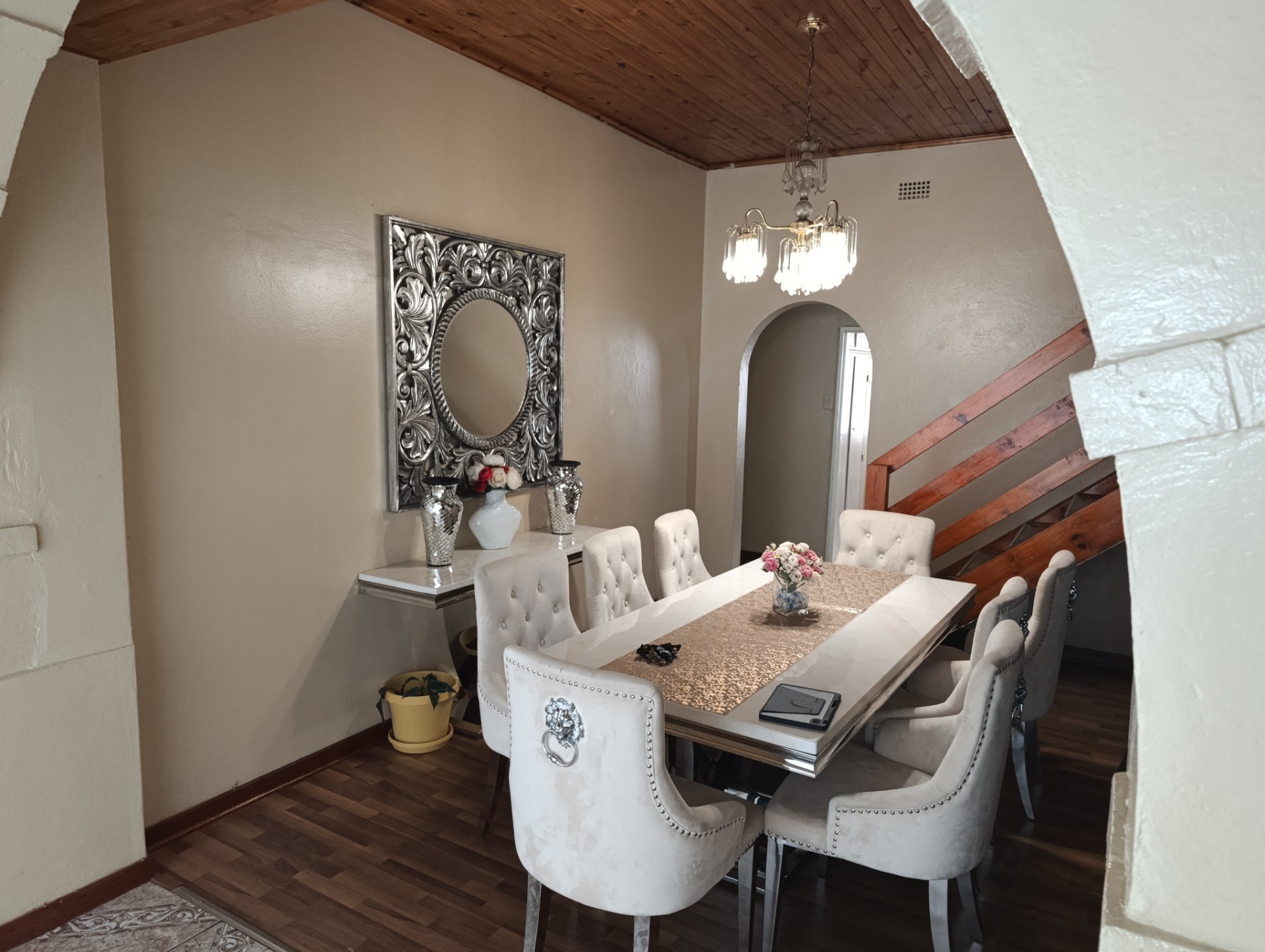 House for sale in Yeoville, Johannesburg, 495 m²