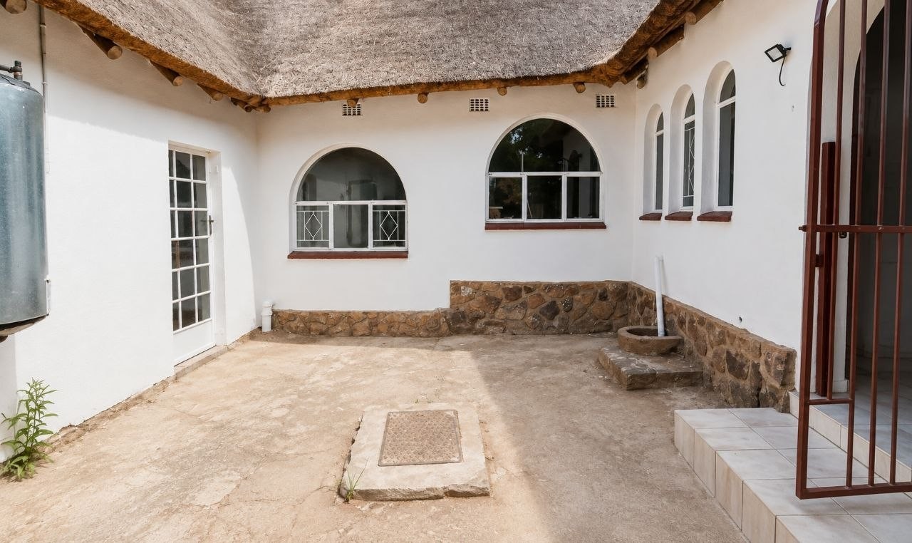 House for sale in President Park, Midrand, 389 m²