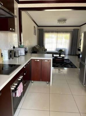 Townhouse for sale in Summerset, Midrand, 91 m²