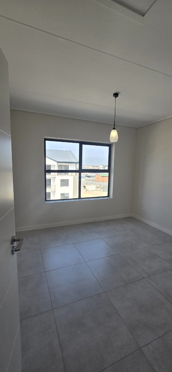 Apartment for rent in Sandown, Blouberg, 3509 (2nd floor), Suikerbos, 3708 Koeberg road, Sandown, Blouberg, Western Cape, 46 m²
