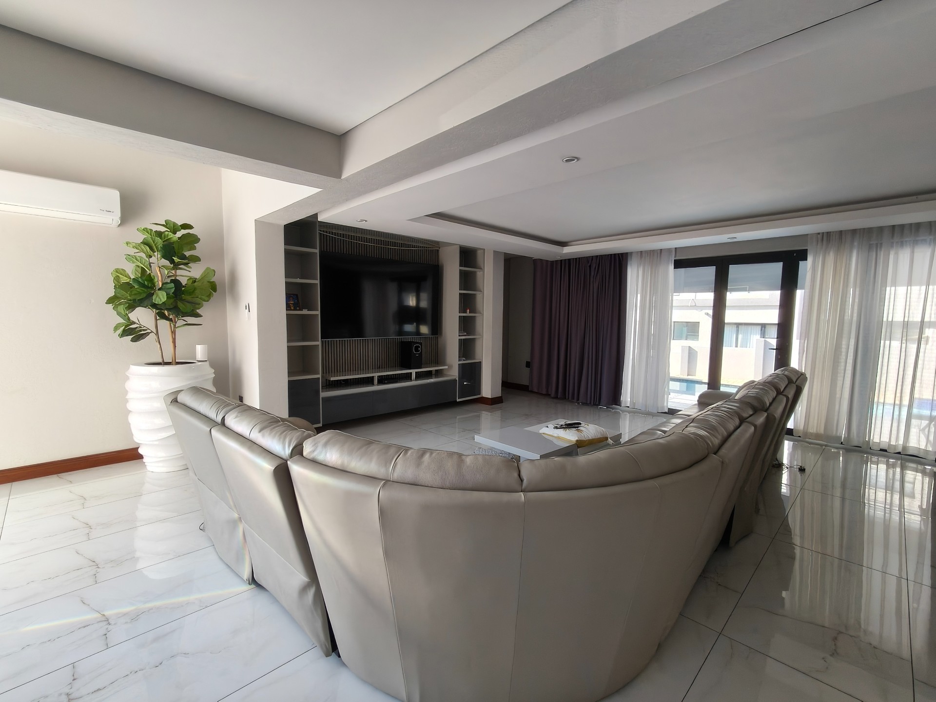 House for sale in Elawini Lifestyle Estate, Nelspruit, 593 m²