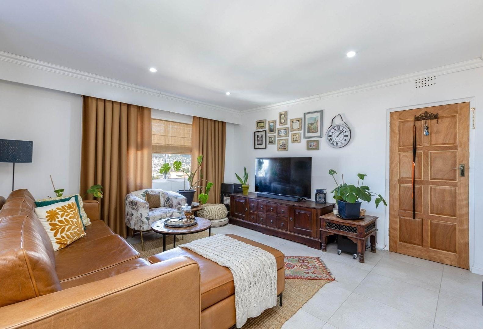 Apartment for sale in Schotsche Kloof, Cape Town, 97 m²