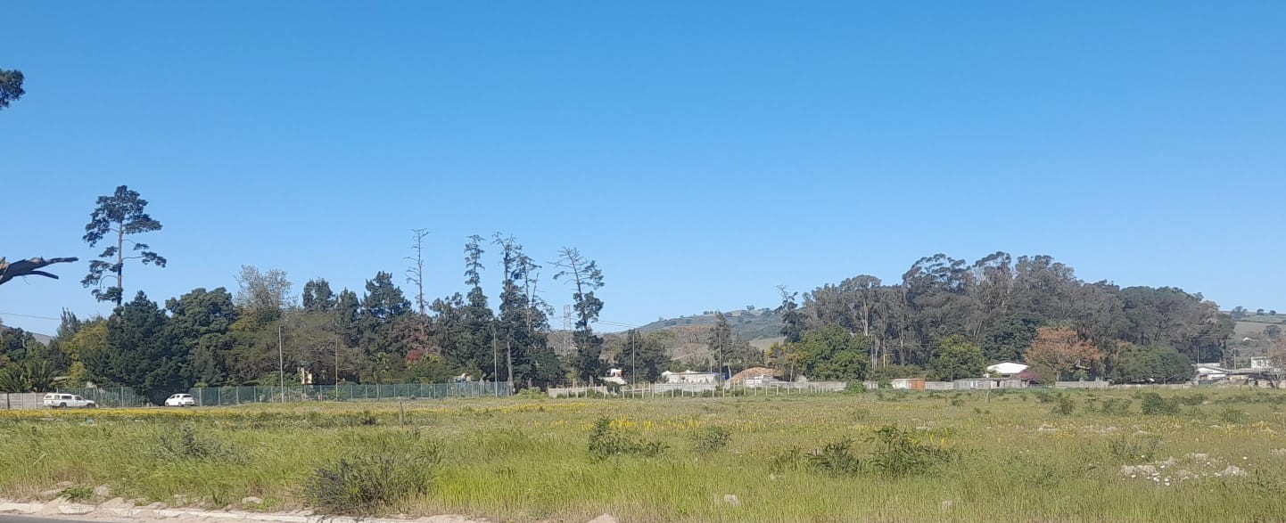 Small Holding for sale in Brackenfell South, Brackenfell, 37343 m²